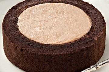 Premium Chocolate Roll Cake