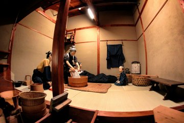 Inside an average house during the Edo period