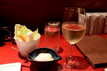 White wine and vegetable salad to go with kushikatsu