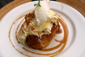 LON Cafe - French Toast in Enoshima