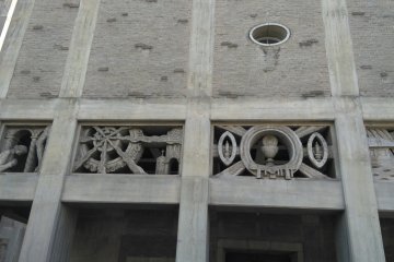 Cathedral's concrete lace    