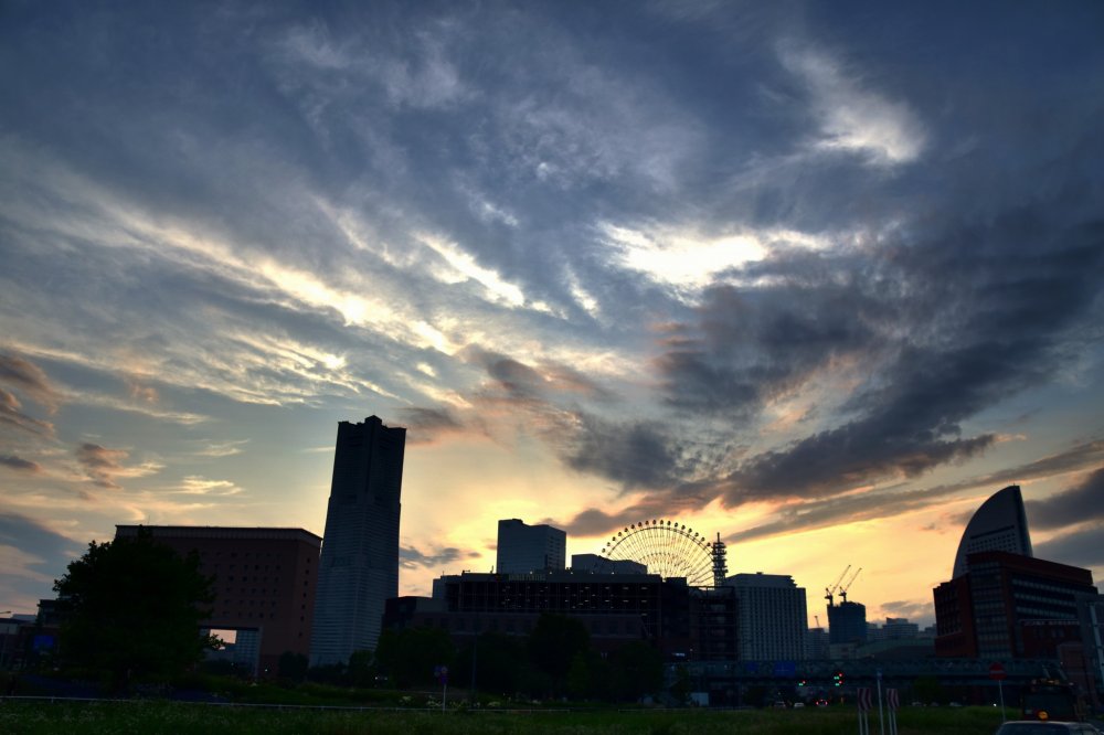 The sun sets over Minatomirai skyline