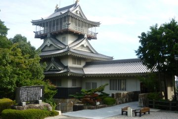 Замок Ивасаки
