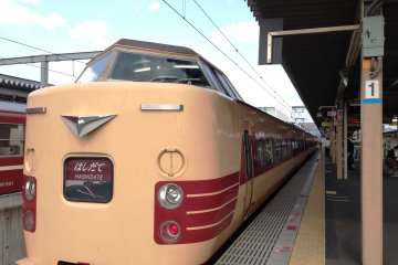 기차로 아마노하시다테에서 코베로 가다