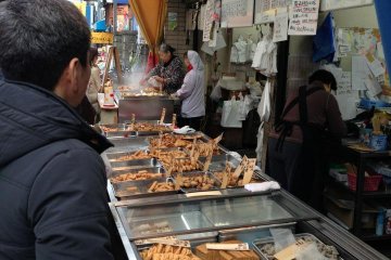<p>Wide range selection of Oden(fish cake) and Tempura(fried food).</p>