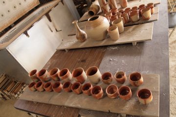 Bizen-yaki at the Bizen Pottery School
