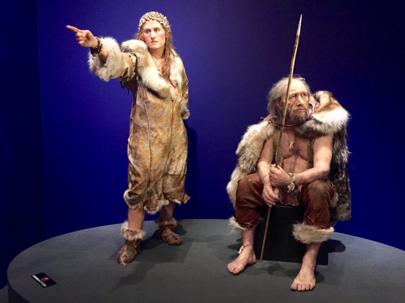 Even Cro-Magnon women liked fashion (pay attention to the headwear with beads)