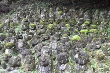 More of the statues at Otagi Nenbutsu-ji