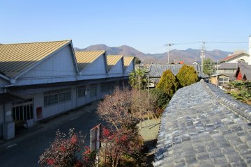 A typical Kiryu view: saw-toothed rooftops