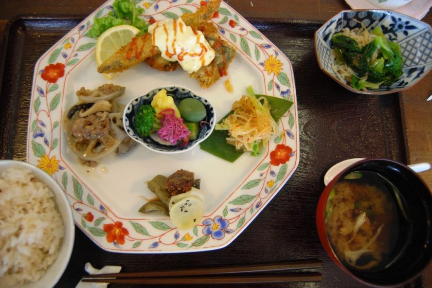 Orizuru\'s plate lunch