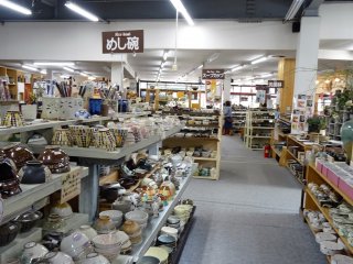 ภายในร้านยะมะนิ โอะซึตกะ (Yamani Otsuka) 