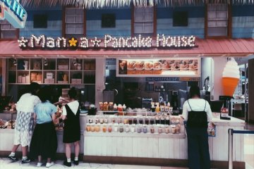 Delicious pancake house in the food court
