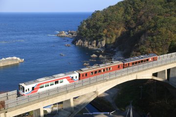 산리쿠 철도