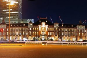 Front view of Tokyo Station, renovated structure