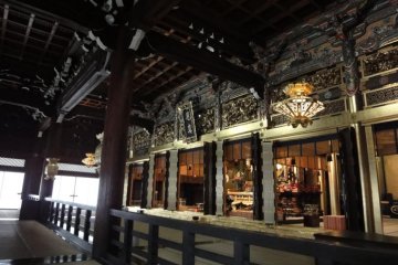 Inside Nishi Hongen-Ji
