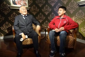 Get one on one time with former Prime Minister of Japan, Shigeru Yoshida