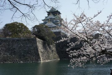 오사카성의 전경