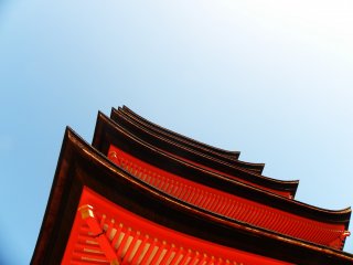 Berdiri di sebelah Kuil Itsukushima, Gojunoto, pagoda 5 lantai ini merupakan perpaduan yang cantik antara arsitektur Jepang dan Tiongkok. Pagoda ini didedikasikan kepada Buddha Kesembuhan, juka dua santa Buddha, Fugen dan Monju.