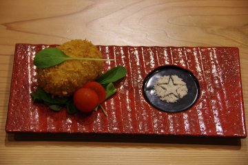 Foie gras mince cutlet (¥1,200)