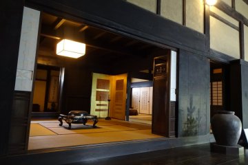 Imanishi Residence: central room