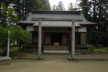 The venerable Aiki Shrine and its protective woods