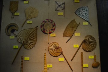 <p>Similar yet&nbsp;different; various kinds of traditional fans from many parts of Asia.</p>