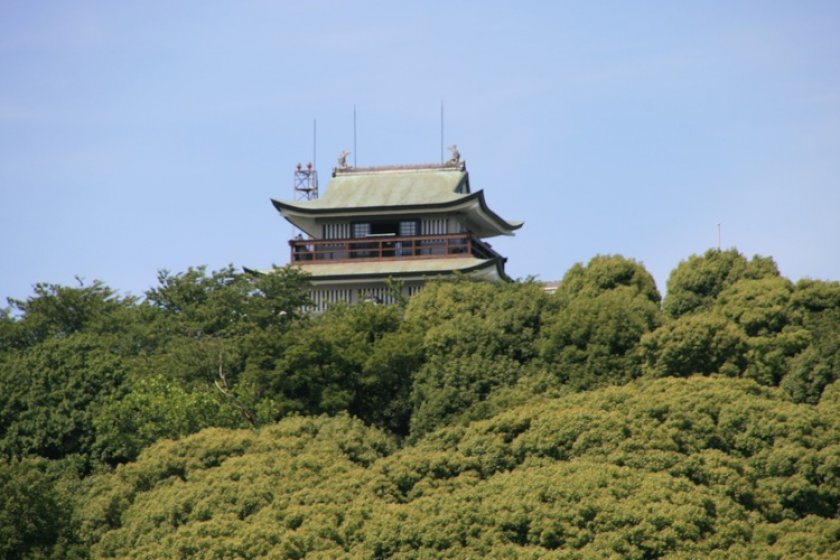 Komaki Castle atop 86 meter high Mt. Komaki
