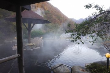 The mixed bathing outside hot spring at Oku-Hida onsen