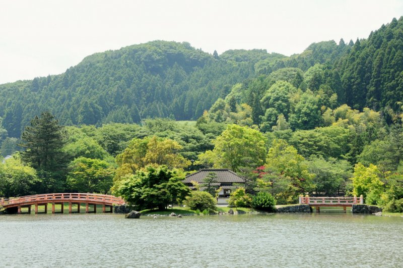 Looking across the pond at Shiramizu Amida-do