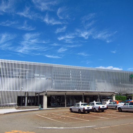 สถานีเจอาร์ โอมะการิ อาคิตะ