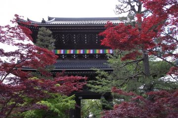 Sanmon Gate 
