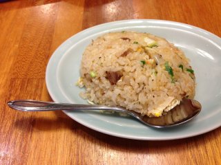 Fried rice as it comes when ordering from the menu combination sets