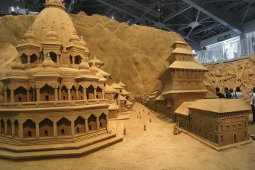 Sand Museum sculpture 