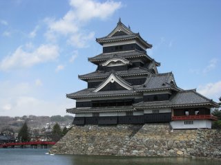 The classical view of Karasu-jo