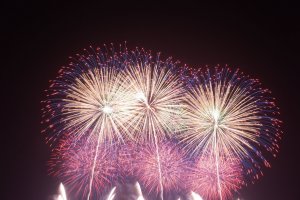 Some of the incredible fireworks from the Kumagaya Fireworks Festival