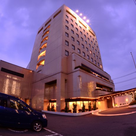 Grand Plaza Nakatsu Hotel