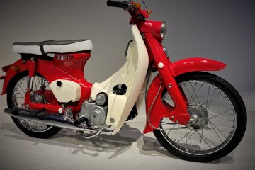 You meet the nicest people on a Honda, and so started the world’s love affair with the Super Cub. First made in 1958, it has been sold in over 160 countries, making it one of the world’s most popular motor vehicles with over 100 million sold. 