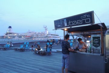 Snack Stand  on the roof of Osanbashi pier