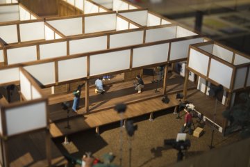 A model reconstruction depicting how a Taiga drama is filmed.