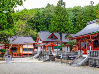 The beauty of the Tono Hachimangu Shrine is the lack of tourists, I enjoyed the Shrine to myself for about 45 minutes