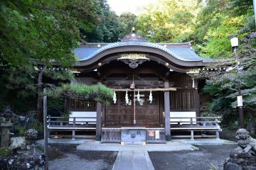 Koganei City - Temples & Shrines