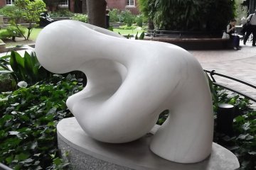 <p>A sculpture in the garden at the rear of the museum</p>