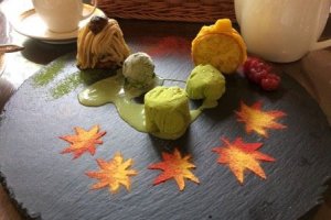 Exquisite autumn themed sweets at Fujiya Hotel
