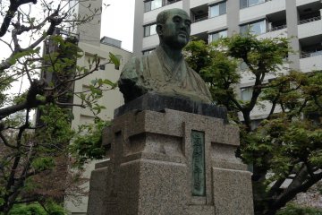 Statue of Mitani Chozaburo