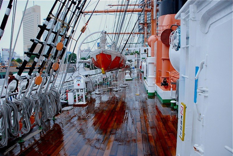 Nippon Maru, Rain-slick deck and lifeboat