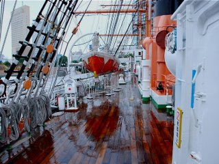 Nippon Maru, Rain-slick deck and lifeboat