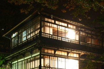 Sekizenkan's Main building is nothing short of dazzling at night. Feel free to take a stroll while wearing the yukata the ryokan will provide