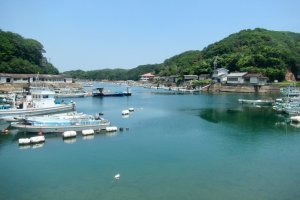 The Pearl Miki is located on the picturesque Ika no Ura Inlet.