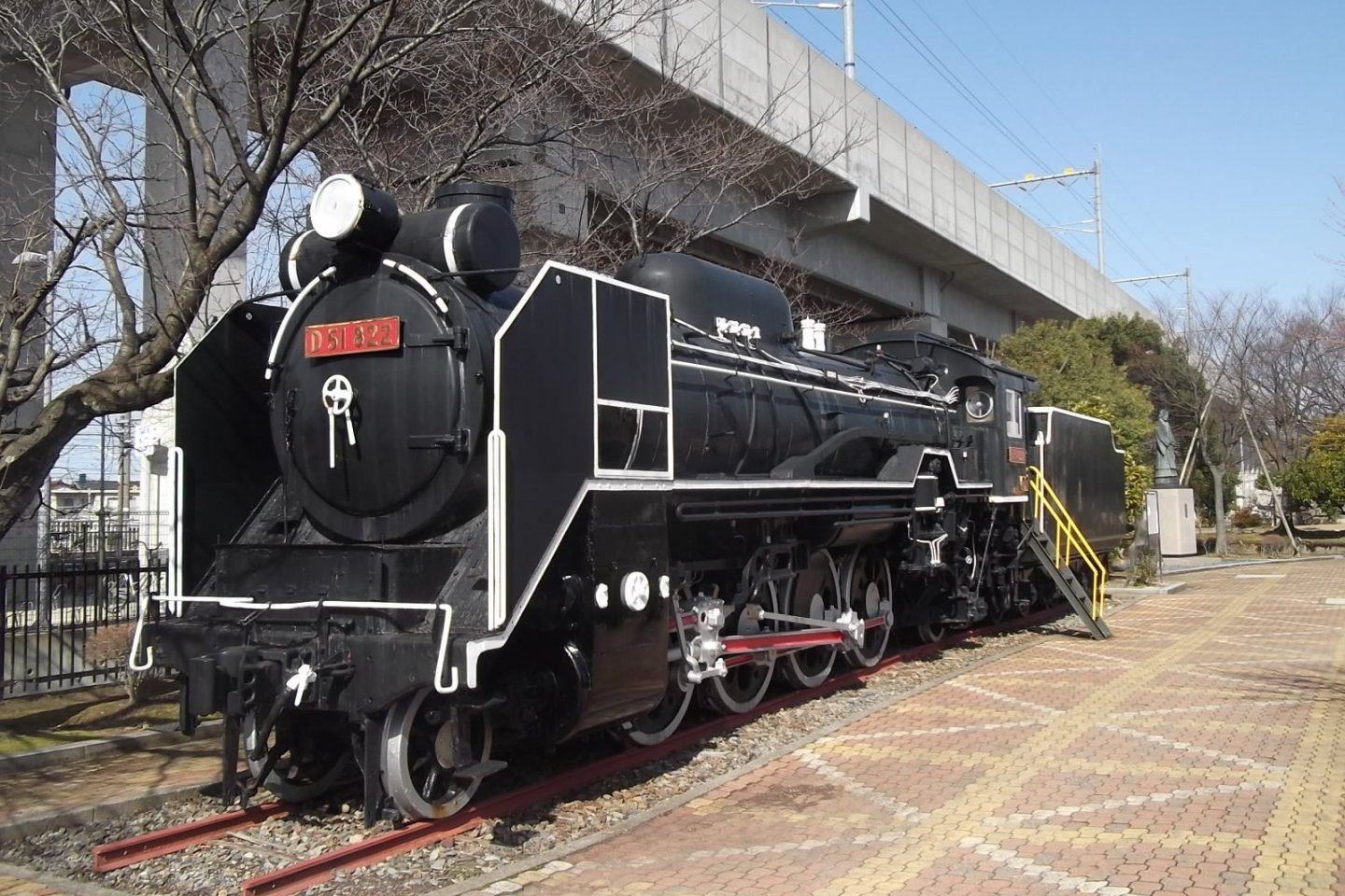 An old locomotive near the station