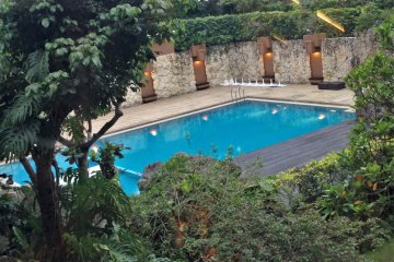 The classical looking outdoor swimming pool